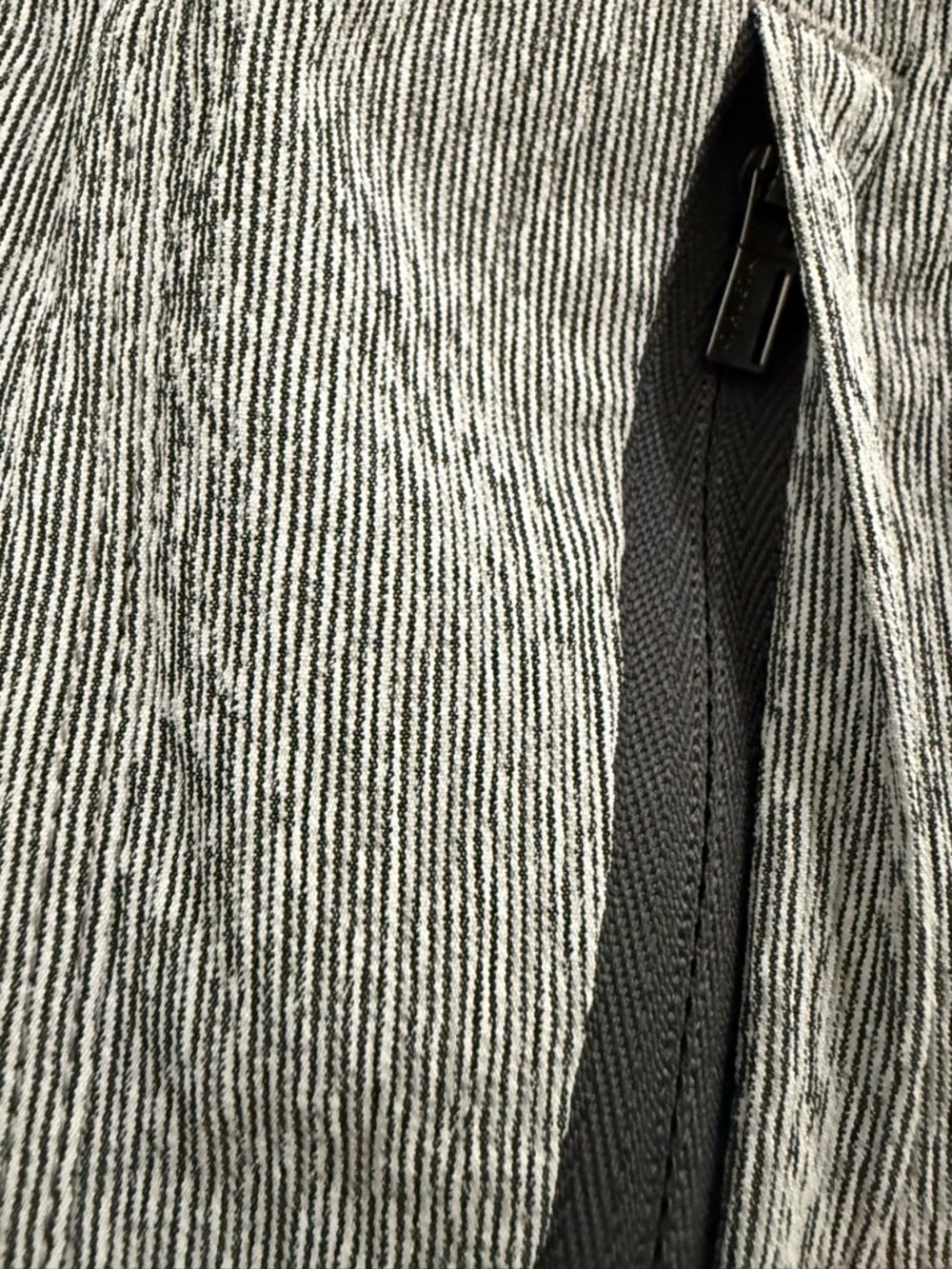 Athleta NWT black + white micro stripe (looks grey) echo high waisted shorts - Picture 8 of 13